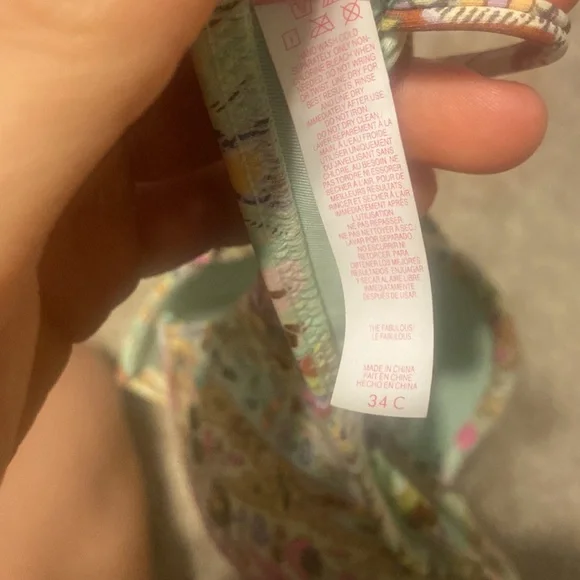 Victoria secret bathing suit top - Picture 5 of 5